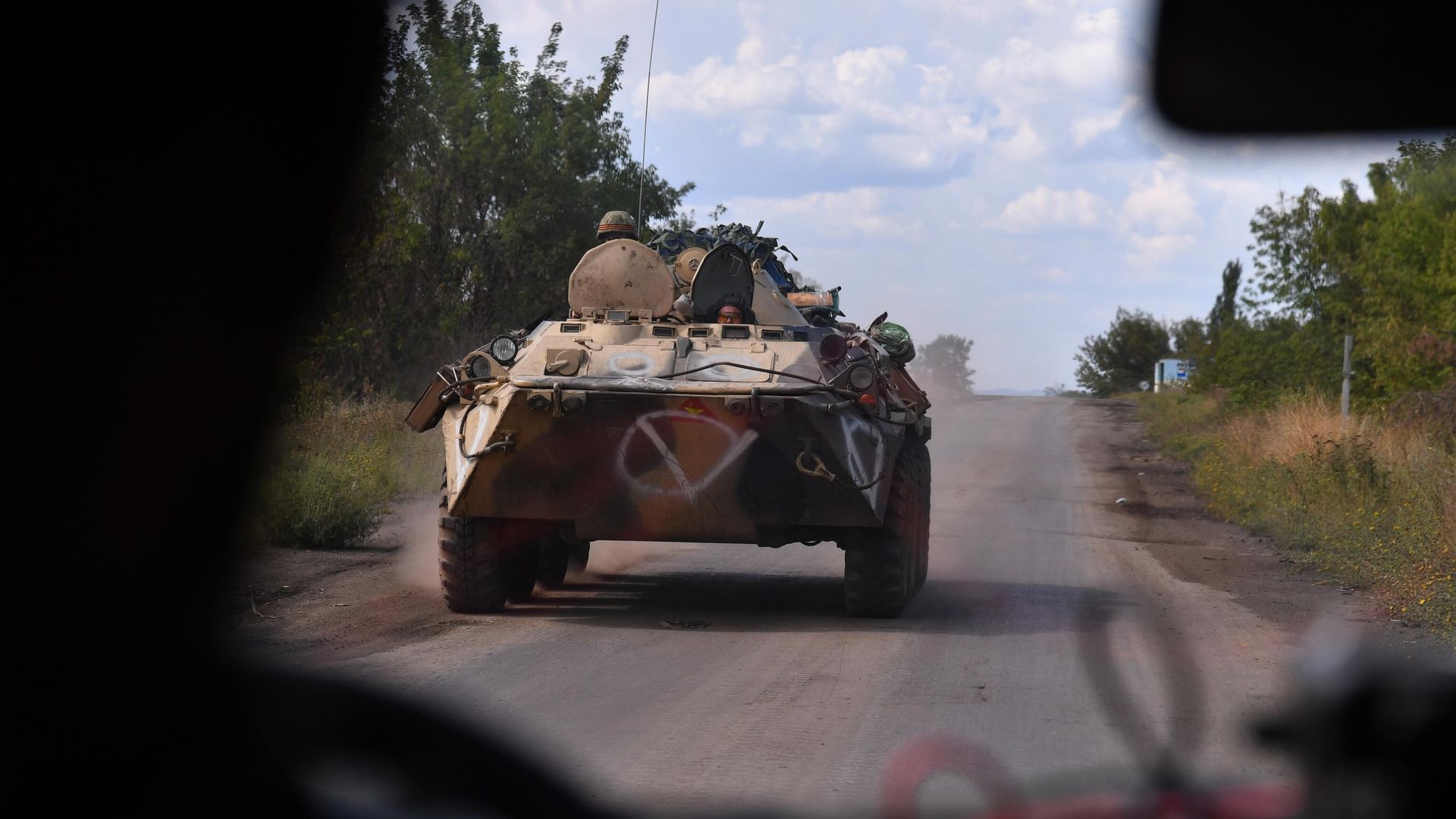 БТР с военнослужащими Росгвардии БТР с военнослужащими Росгвардии - РИА Новости, 1920, 22.11.2022