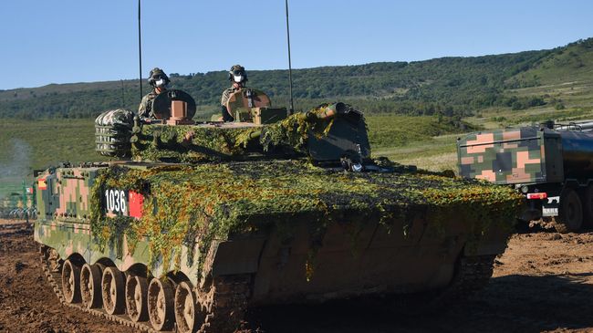 Военнослужащие армии КНР на стратегических командно-штабных учениях Восток-2022 на полигоне Сергеевский