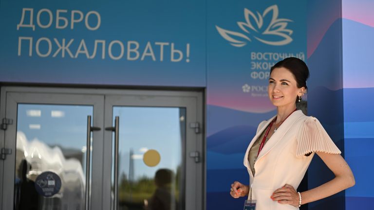 Участница Восточного экономического форума во Владивостоке Участница Восточного экономического форума во Владивостоке