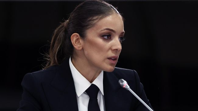 Зарина Догузова