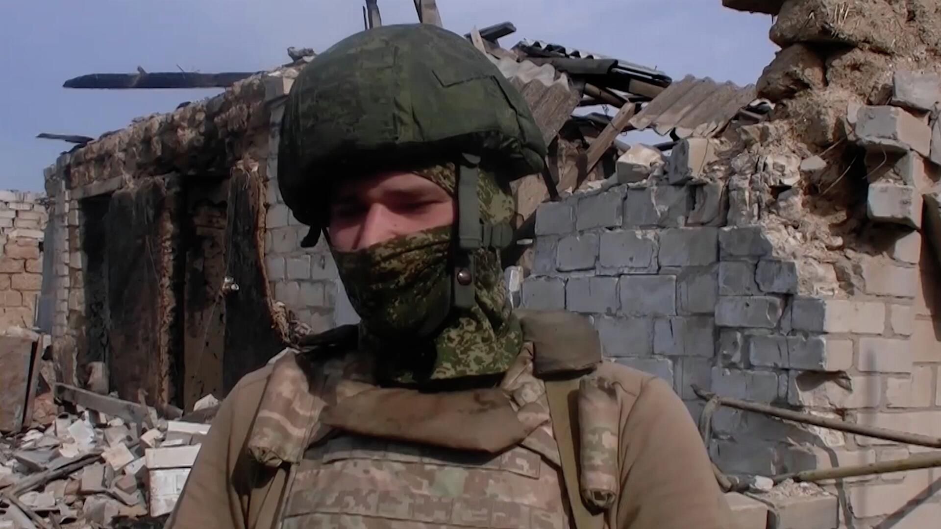 Обратно через минное поле – российские военные рассказали, как спасали раненого итальянского журналиста Обратно через минное поле – российские военные рассказали, как спасали раненого итальянского журналиста - РИА Новости, 1920, 08.09.2022