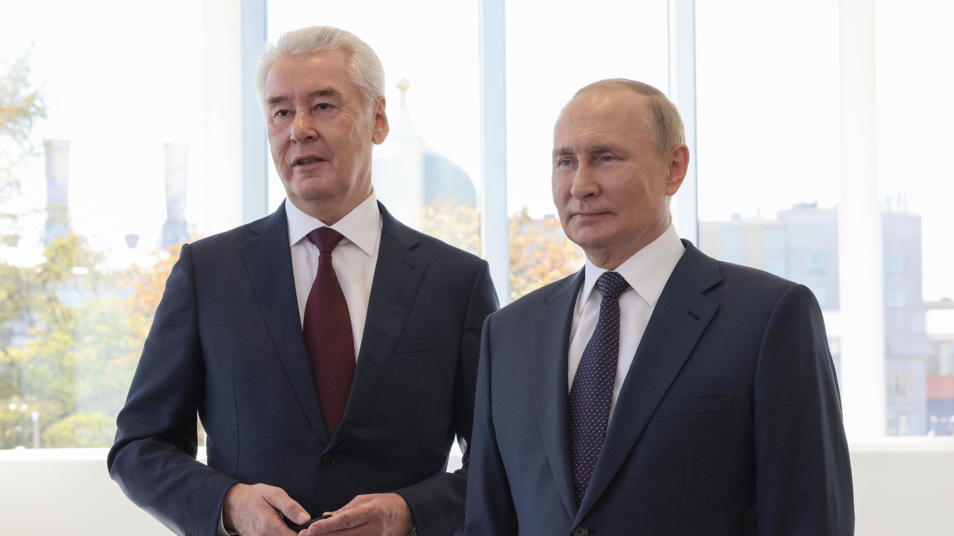 Президент РФ Владимир Путин принимает участие в режиме видеоконференции в церемониях открытия колеса обозрения Солнце Москвы на ВДНХ и участка Московского скоростного диаметра Президент РФ Владимир Путин принимает участие в режиме видеоконференции в церемониях открытия колеса обозрения Солнце Москвы на ВДНХ и участка Московского скоростного диаметра - РИА Новости, 1920, 10.09.2022