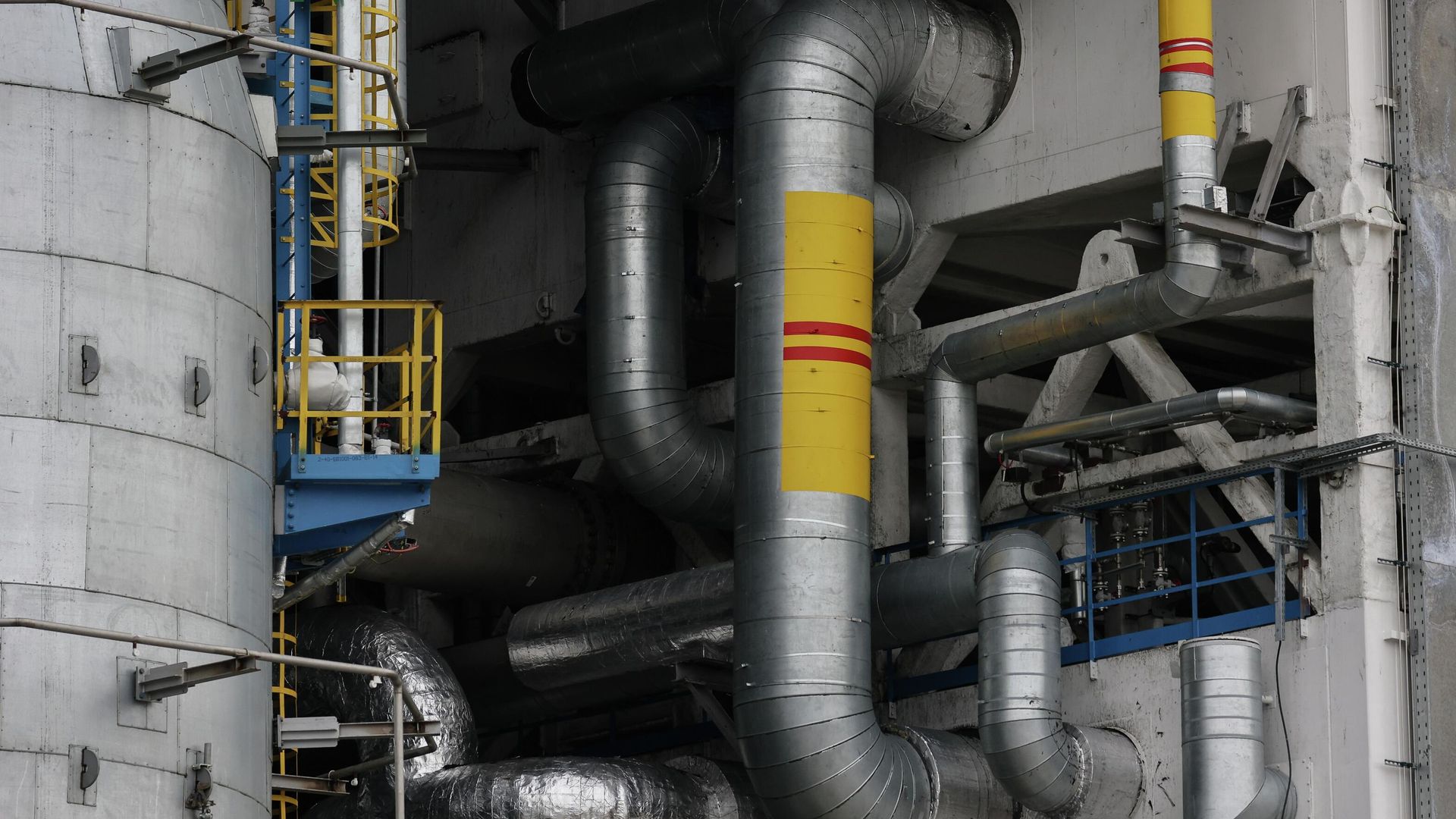 Технологические трубопроводы холодного блока установки газоразделения второй технологической линии Амурского ГПЗ - РИА Новости, 1920, 13.09.2023