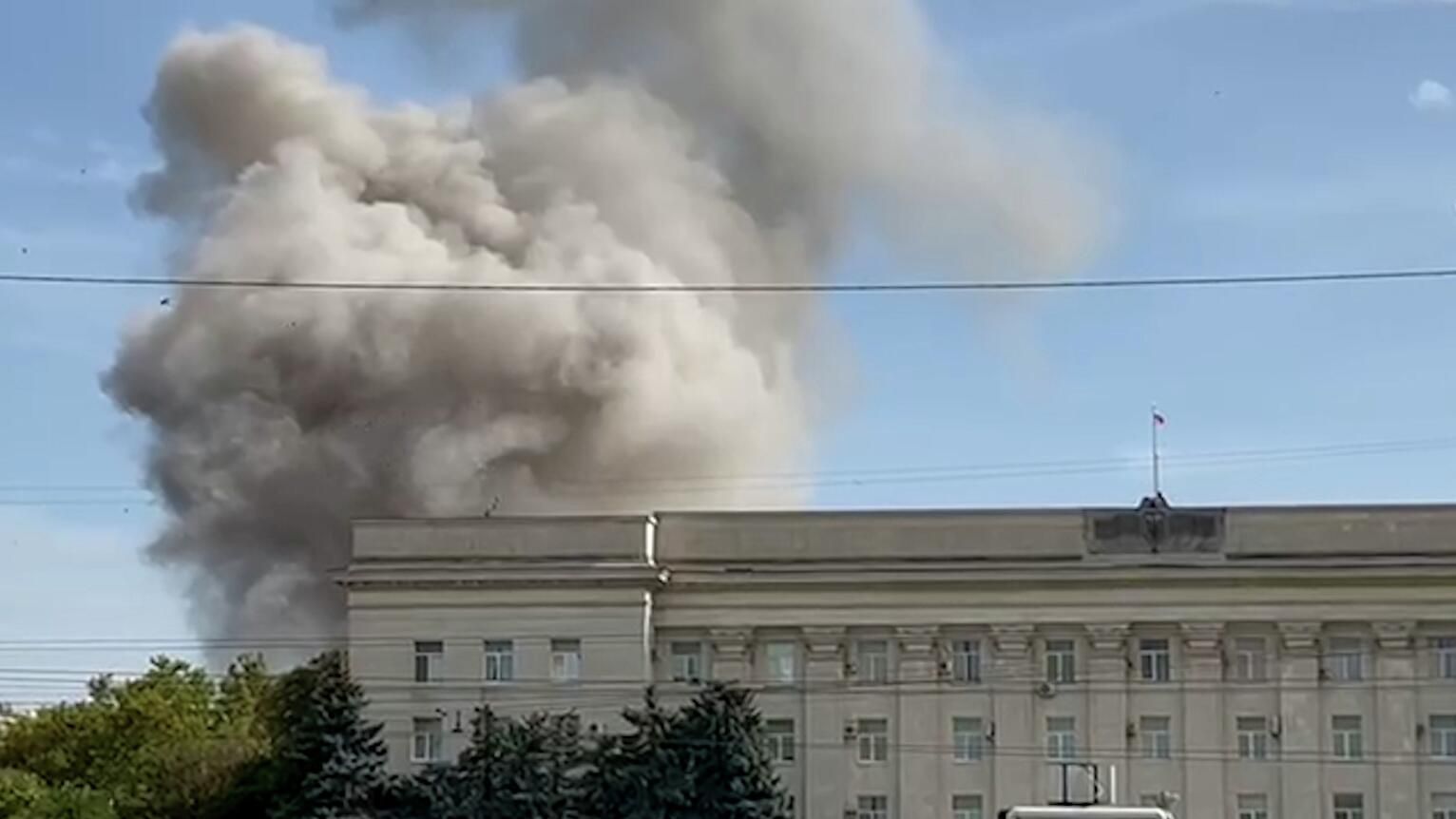 Последствия ракетного удара по центру Херсона Последствия ракетного удара по центру Херсона - РИА Новости, 1920, 16.09.2022
