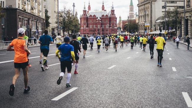 Участники Московского марафона Участники Московского марафона