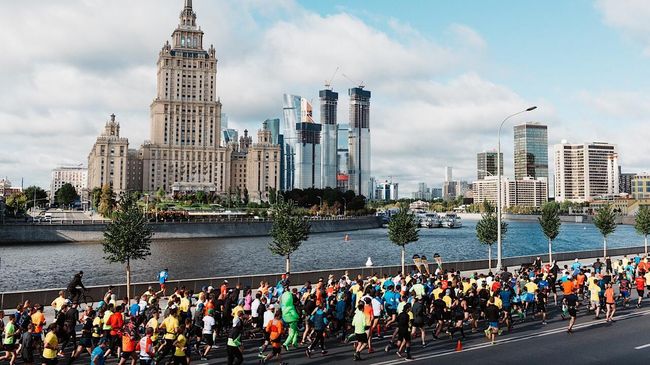 Участники Московского марафона
