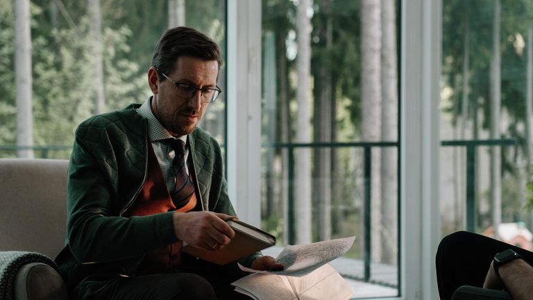Кадр из сериала Комплекс бога Кадр из сериала Комплекс бога