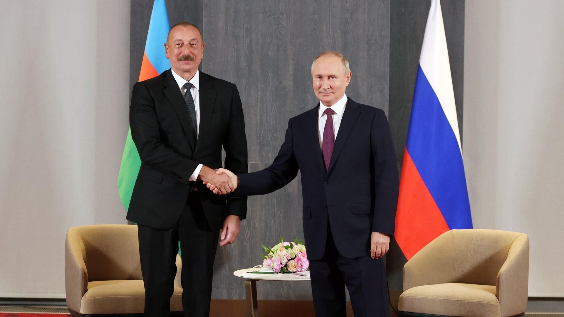 Президент России Владимир Путин и президент Азербайджана Ильхам Алиев Президент России Владимир Путин и президент Азербайджана Ильхам Алиев - РИА Новости, 1920, 13.10.2022