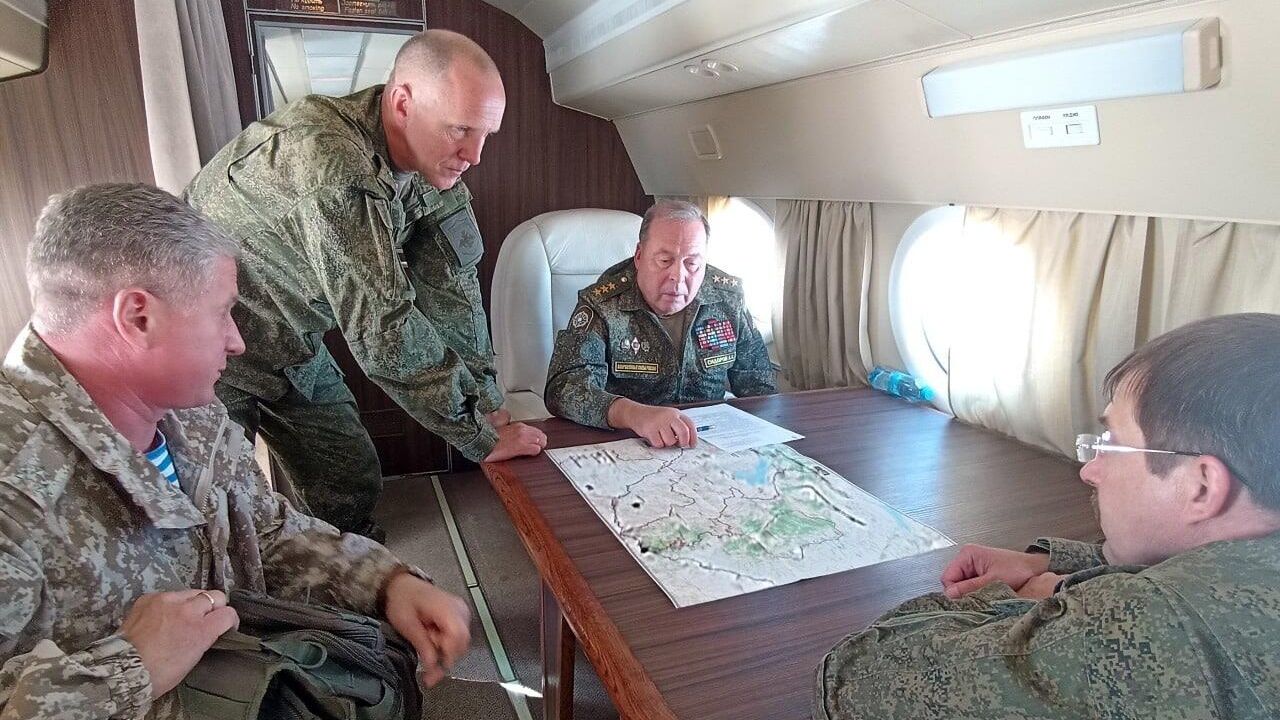 Передовая группа Мониторинговой миссии ОДКБ направляется в Армению Передовая группа Мониторинговой миссии ОДКБ направляется в Армению - РИА Новости, 1920, 17.09.2022