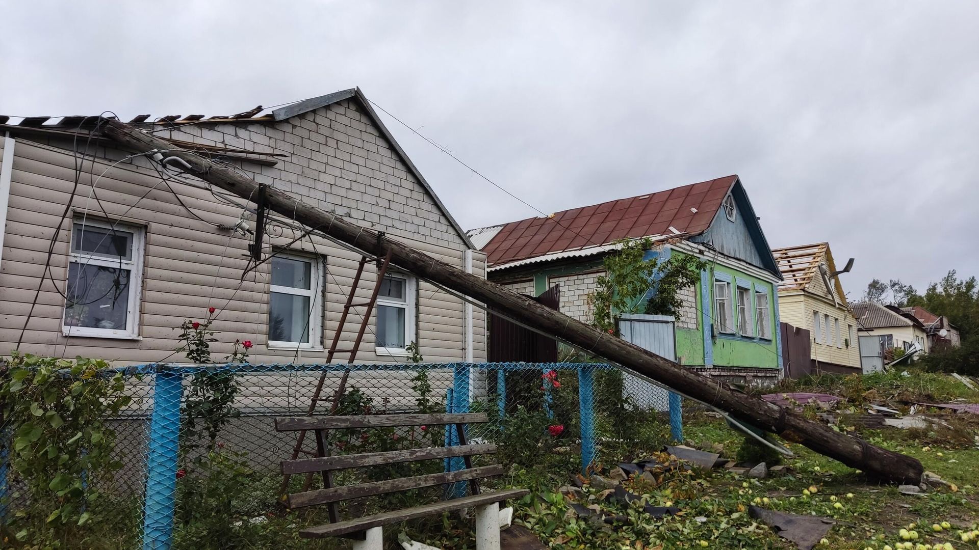 Последствия непогоды в Льговском районе Курской области. 19 сентября 2022 Последствия непогоды в Льговском районе Курской области. 19 сентября 2022 - РИА Новости, 1920, 19.09.2022