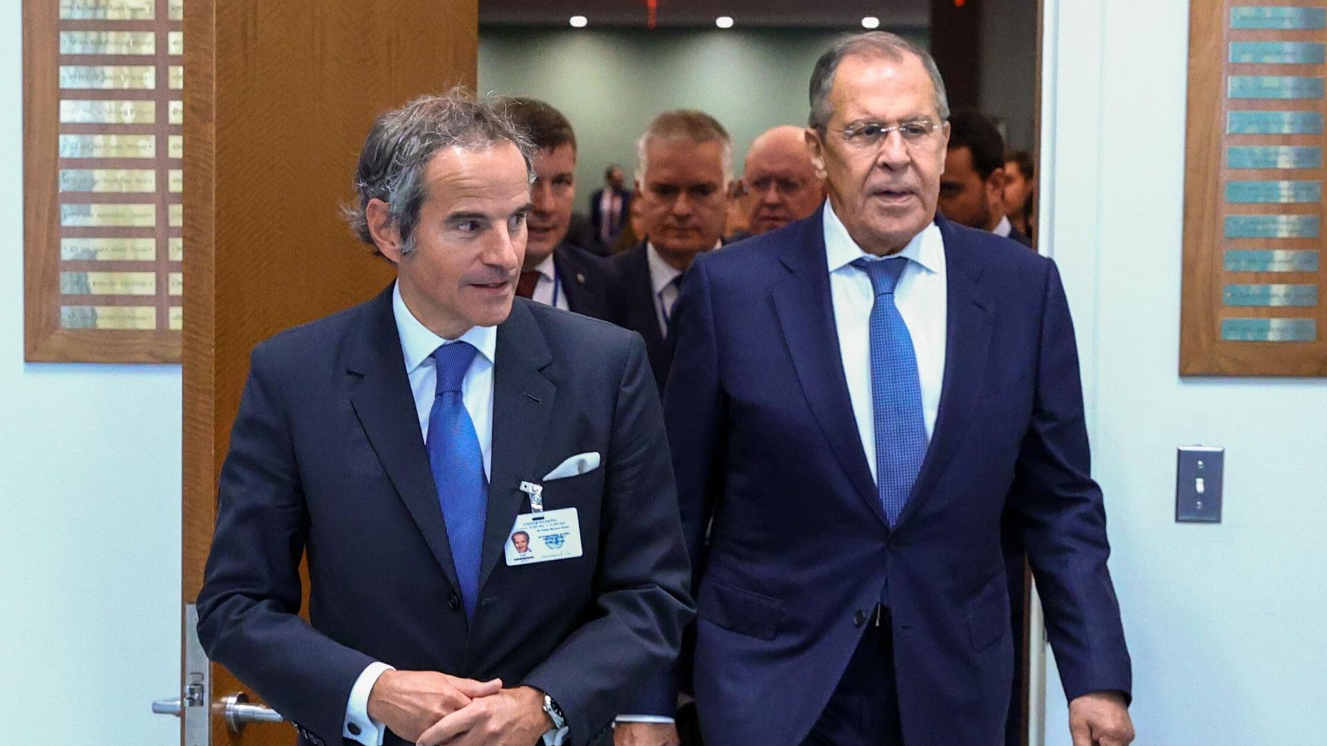 Министр иностранных дел РФ Сергей Лавров и генеральный директор МАГАТЭ Рафаэль Гросси на встрече в рамках 77-й сессии Генассамблеи ООН в Нью-Йорке Министр иностранных дел РФ Сергей Лавров и генеральный директор МАГАТЭ Рафаэль Гросси на встрече в рамках 77-й сессии Генассамблеи ООН в Нью-Йорке - РИА Новости, 1920, 21.09.2022