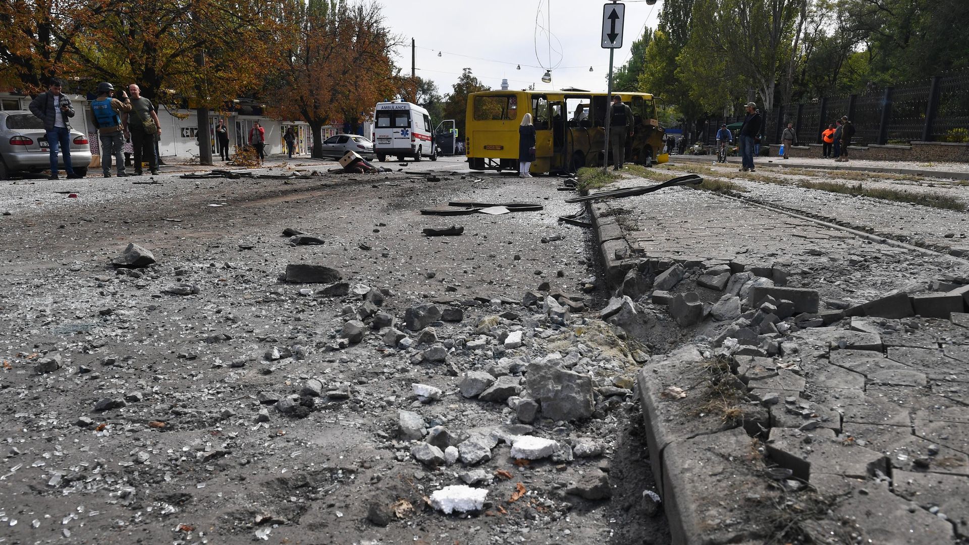 Последствия обстрела со стороны ВСУ в Донецке Последствия обстрела со стороны ВСУ в Донецке - РИА Новости, 1920, 01.10.2022