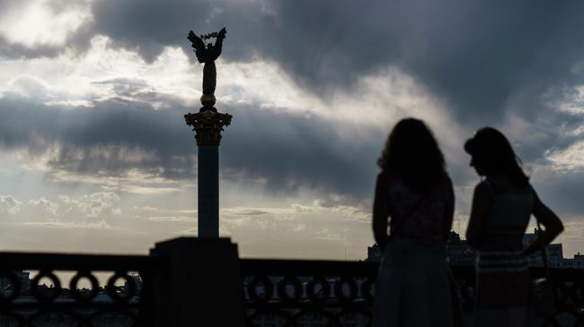 Монумент Независимости Украины в Киеве Монумент Независимости Украины в Киеве