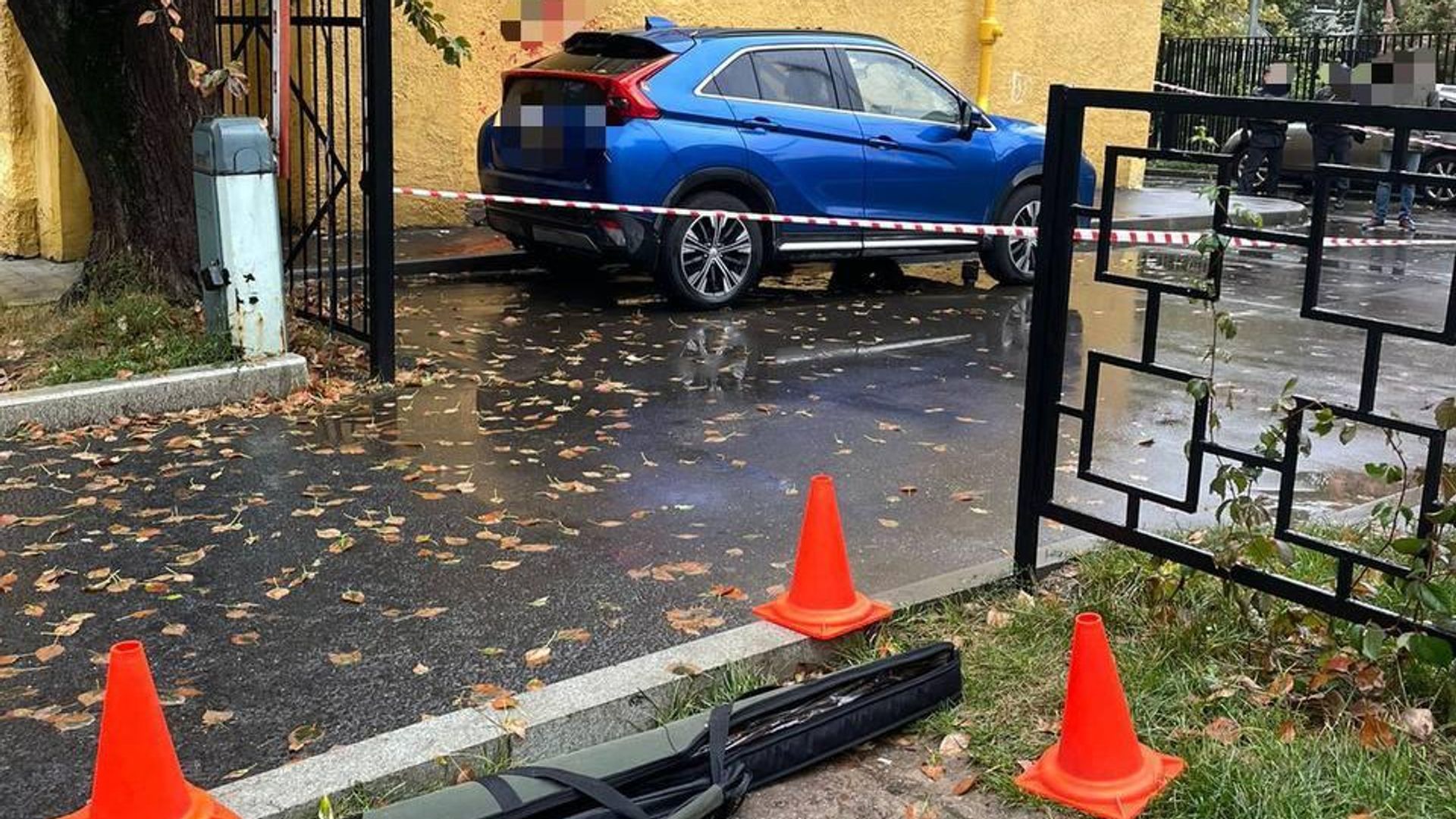 На месте обнаружения тел мужчины и женщины на западе Москвы На месте обнаружения тел мужчины и женщины на западе Москвы - РИА Новости, 1920, 25.09.2022