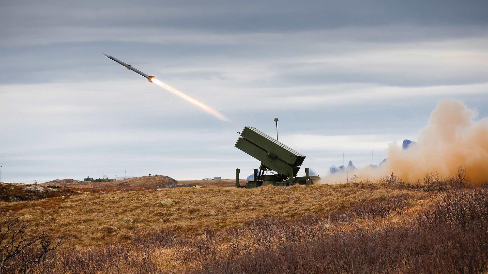 Передвижной норвежский зенитный ракетный комплекс NASAMS - РИА Новости, 1920, 18.10.2022