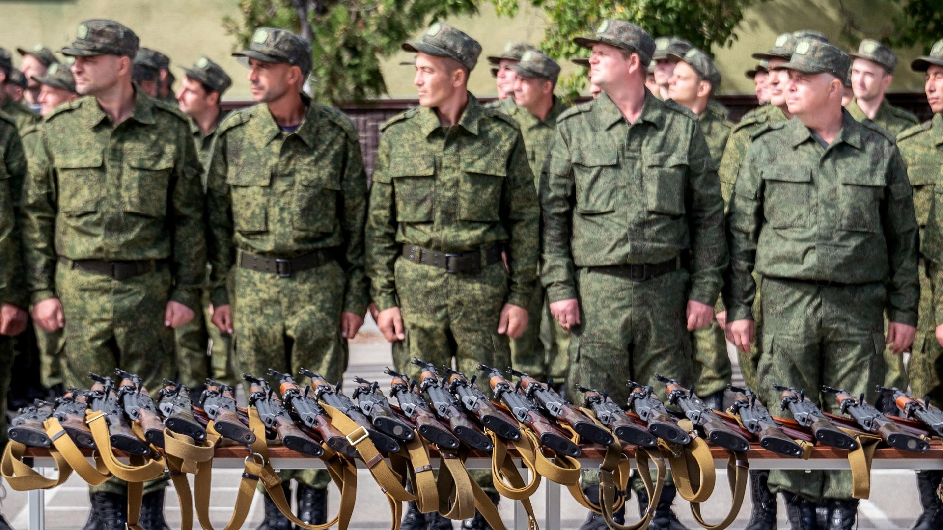 Мобилизованные жители города Севастополя и республики Крым принимают присягу Мобилизованные жители города Севастополя и республики Крым принимают присягу - РИА Новости, 1920, 29.09.2022