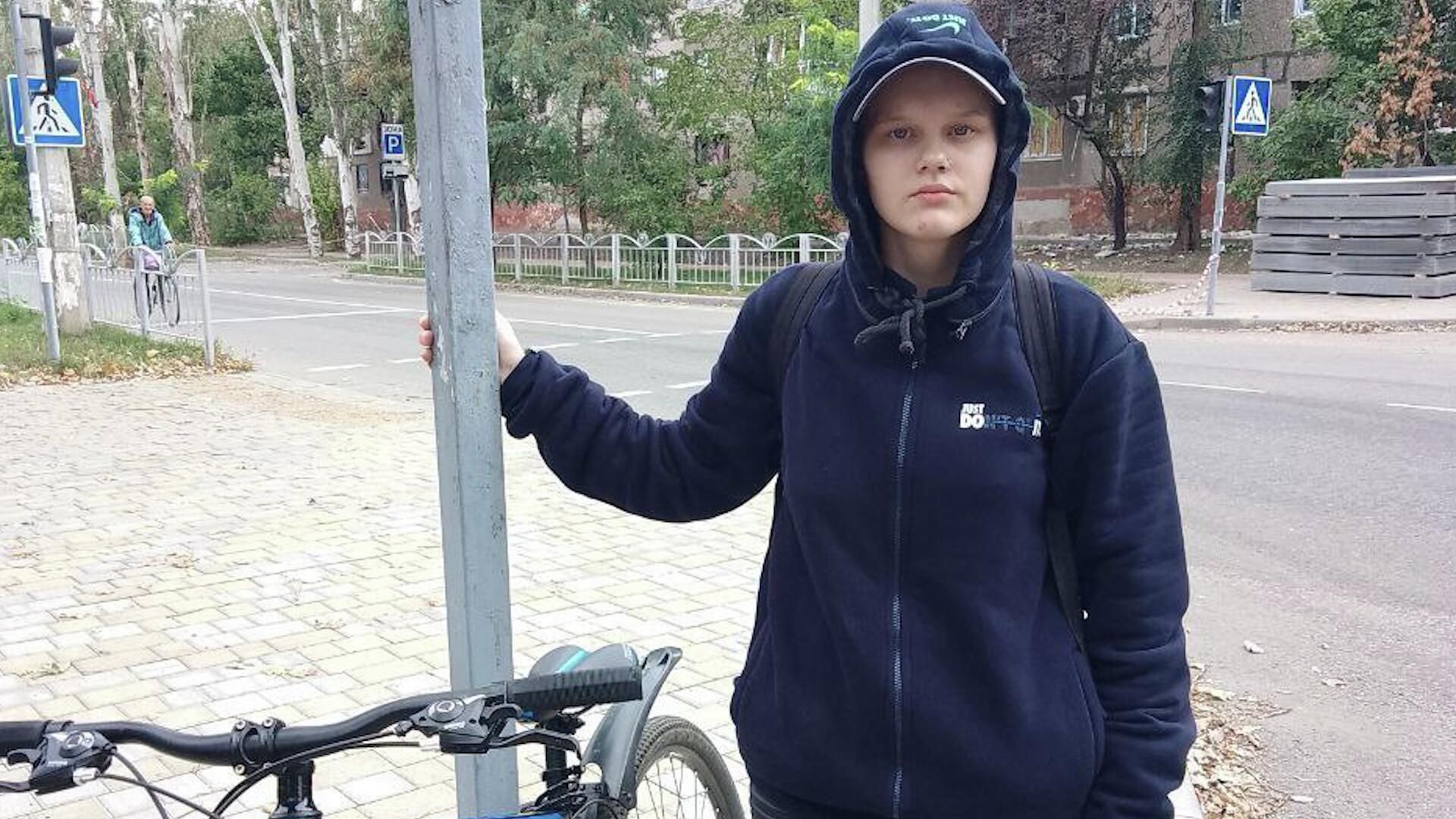 Признание девушки, которая пыталась совершить теракт на референдуме в Мариуполе Признание девушки, которая пыталась совершить теракт на референдуме в Мариуполе - РИА Новости, 1920, 27.09.2022