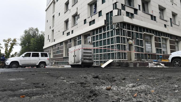 Здание гостиницы Park Inn by Radisson Donetsk, поврежденное в результате обстрела со стороны ВСУ Здание гостиницы Park Inn by Radisson Donetsk, поврежденное в результате обстрела со стороны ВСУ