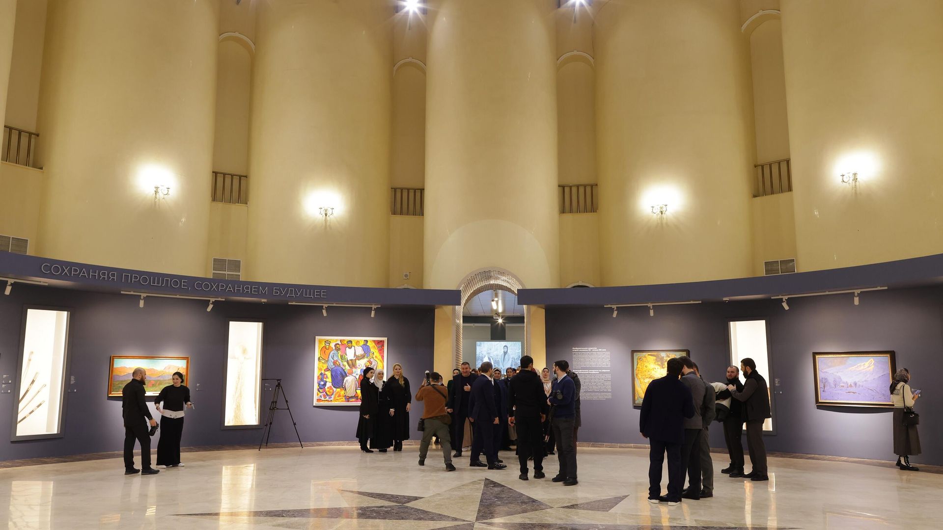Музей Чеченской Республики в Грозном Музей Чеченской Республики в Грозном - РИА Новости, 1920, 30.09.2022