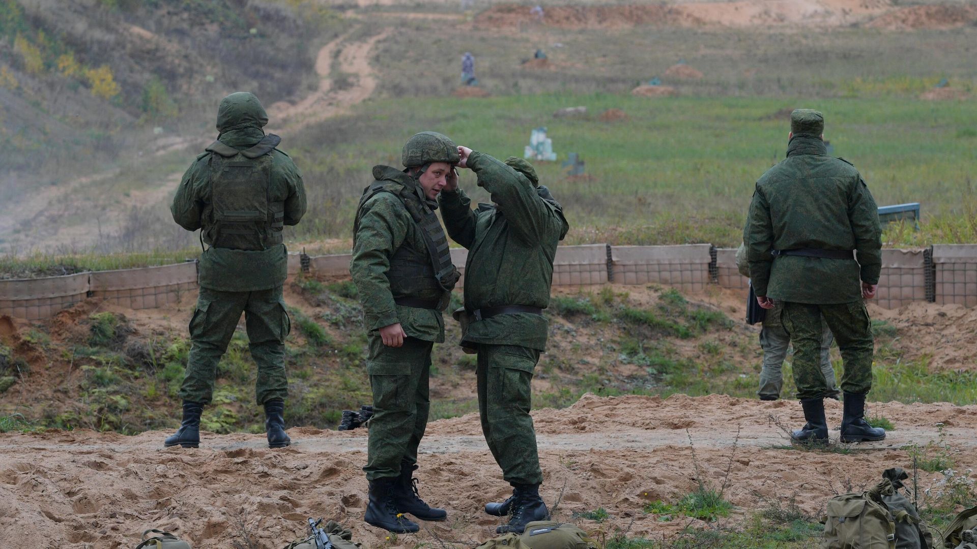 Мобилизованные во время занятий по боевой подготовке на базе военного полигона в Ленинградской области Мобилизованные во время занятий по боевой подготовке на базе военного полигона в Ленинградской области - РИА Новости, 1920, 08.11.2022