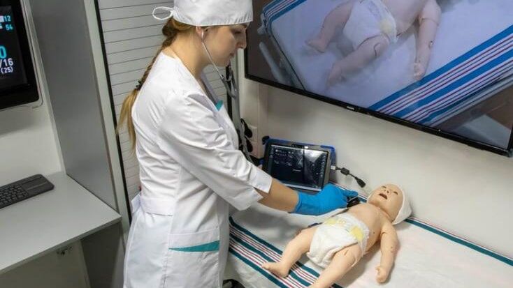 Новый передвижной комплекс для обучения педиатров поступил в НИКИ детства Новый передвижной комплекс для обучения педиатров поступил в НИКИ детства - РИА Новости, 1920, 30.09.2022