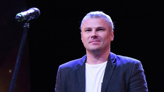 Певец Константин Легостаев