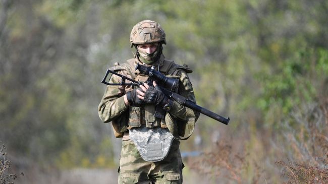 Военнослужащий Военнослужащий