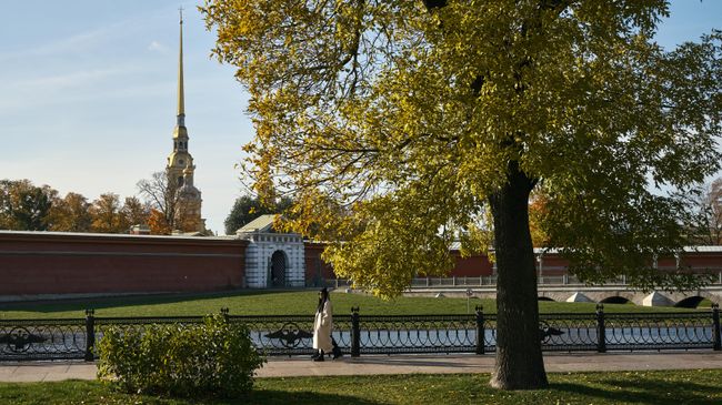 Петропавловская крепость в Санкт-Петербурге