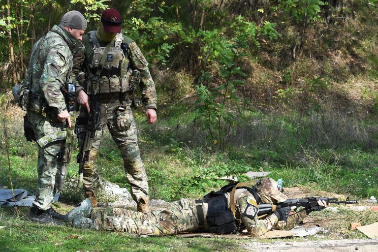Военнослужащие добровольческого батальона имени Судоплатова на занятиях по стрельбе из боевого оружия на полигоне в Запорожской области Военнослужащие добровольческого батальона имени Судоплатова на занятиях по стрельбе из боевого оружия на полигоне в Запорожской области
