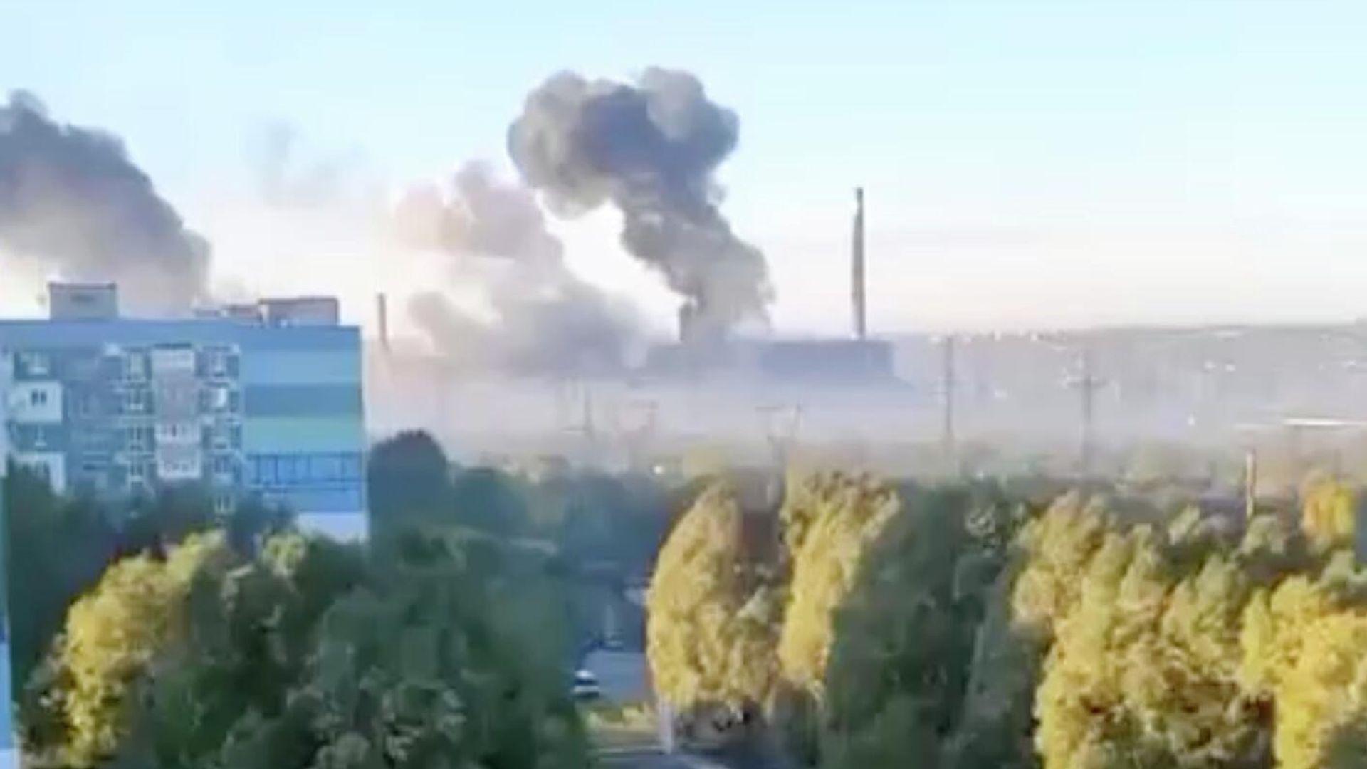 Дым после удара в Днепропетровске Дым после удара в Днепропетровске - РИА Новости, 1920, 18.10.2022