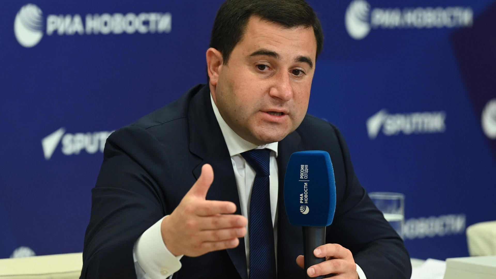 Заместитель министра строительства и ЖКХ РФ Никита Стасишин Заместитель министра строительства и ЖКХ РФ Никита Стасишин - РИА Новости, 1920, 09.02.2023