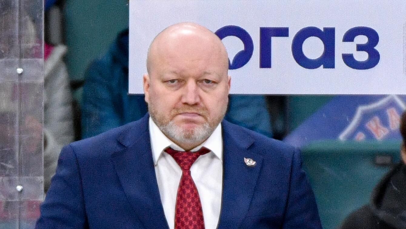 Главный тренер Автомобилиста Николай Заварухин Главный тренер Автомобилиста Николай Заварухин - РИА Новости, 1920, 13.03.2024