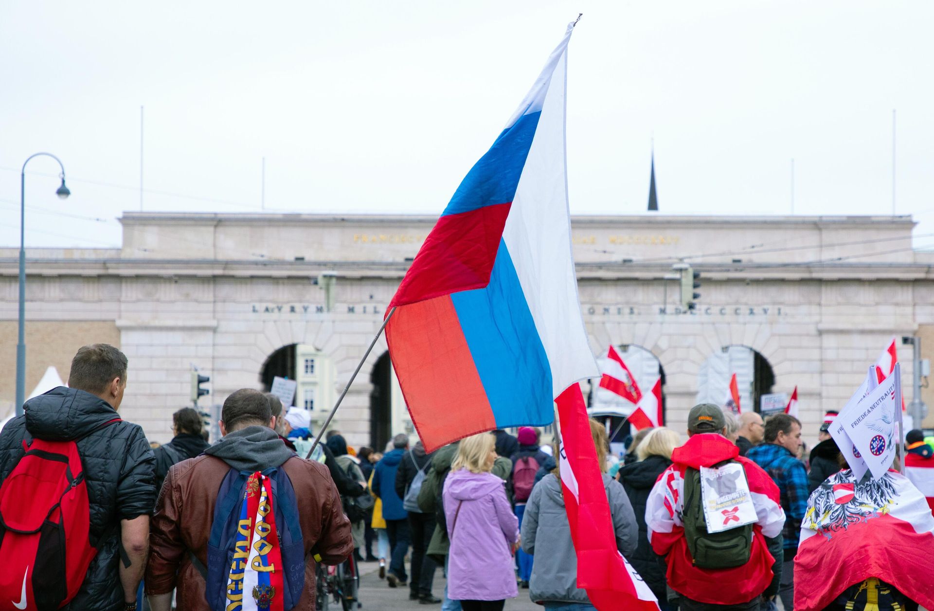 Участники митинга против антироссийских санкций в Вене Участники митинга против антироссийских санкций в Вене - РИА Новости, 1920, 31.03.2025