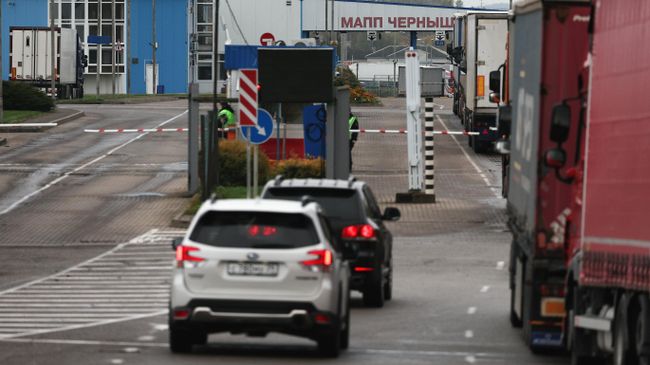 Автомобили на МАПП Чернышевское на российско-литовской границе в Калининградской области