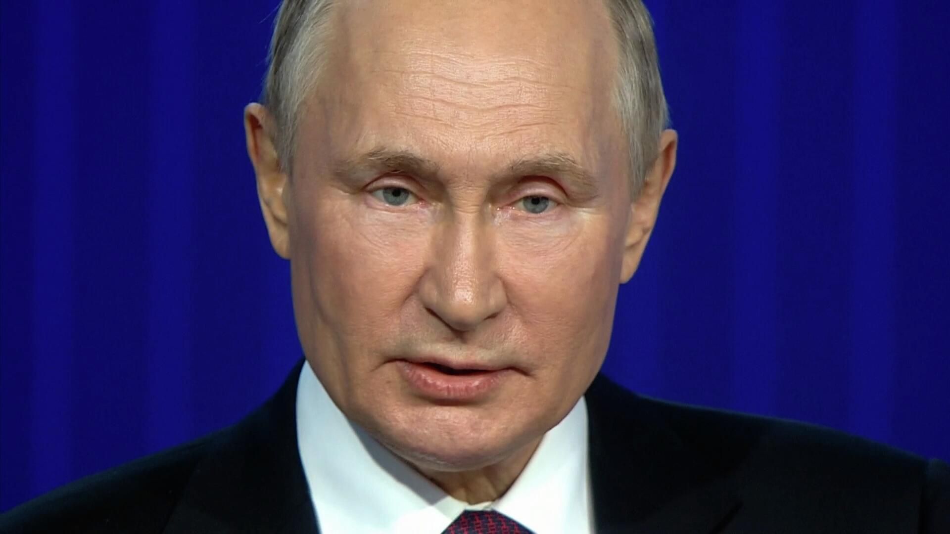Путин о ценностях Запада: пусть делают что хотят, но не имеют права требовать этого от других Путин о ценностях Запада: пусть делают что хотят, но не имеют права требовать этого от других - РИА Новости, 1920, 27.10.2022