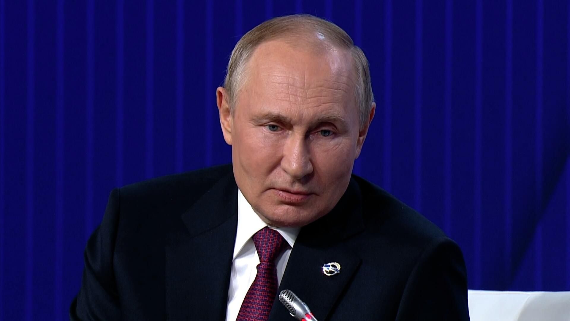 Путин о включении Народных республик Донбасса в состав России: Они одни не выживут Путин о включении Народных республик Донбасса в состав России: Они одни не выживут - РИА Новости, 1920, 27.10.2022