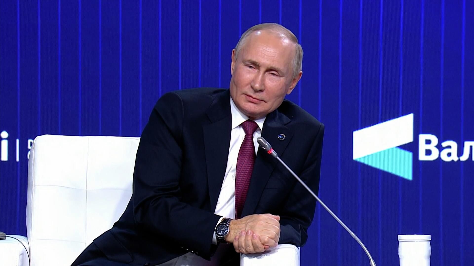 Путин рассказал анекдот о вине России во всех проблемах других стран Путин рассказал анекдот о вине России во всех проблемах других стран - РИА Новости, 1920, 27.10.2022
