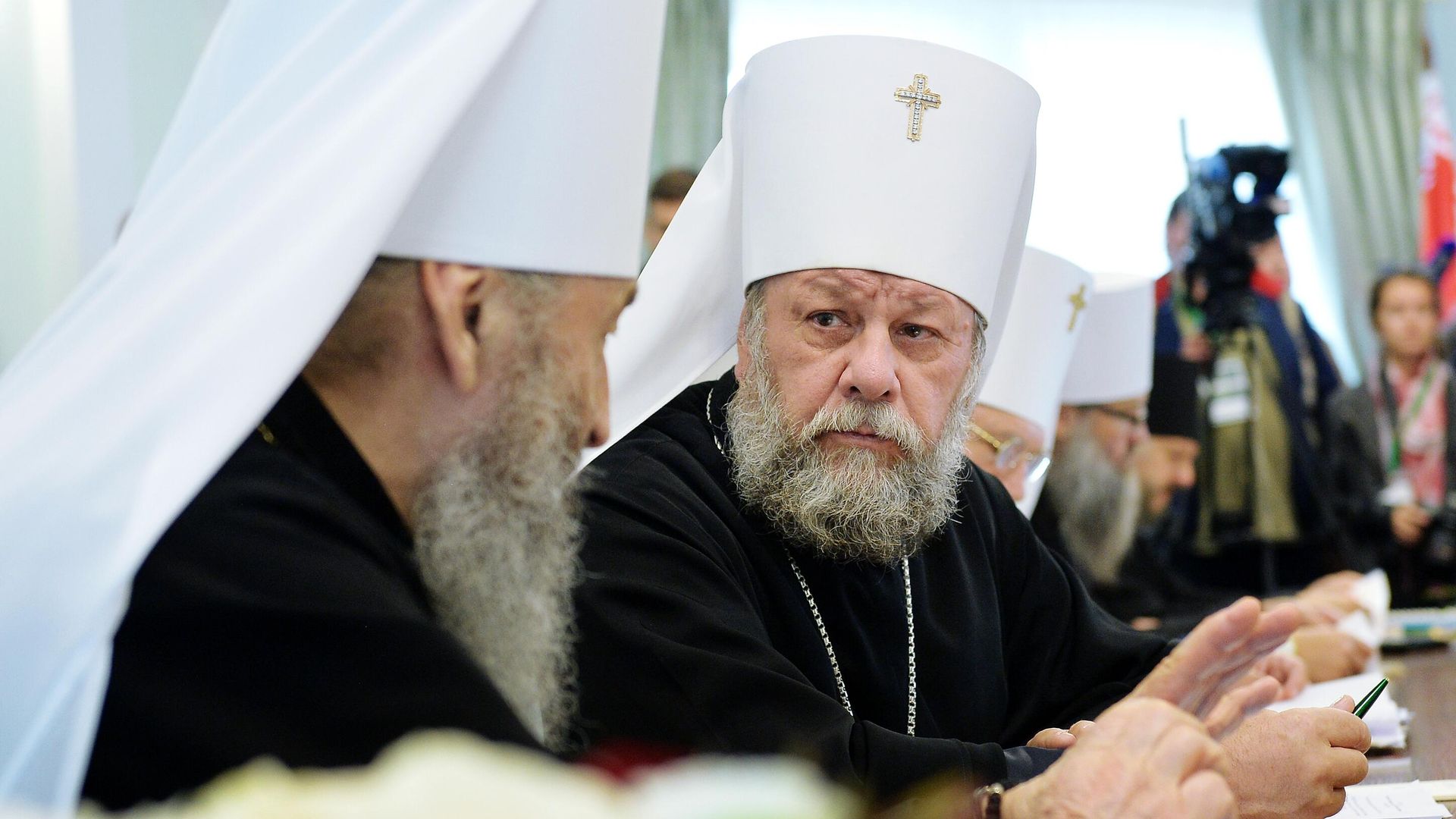 Митрополит Кишиневский и всея Молдовы Владимир перед началом выездного заседания Священного синода Русской православной церкви в Минске Митрополит Кишиневский и всея Молдовы Владимир перед началом выездного заседания Священного синода Русской православной церкви в Минске - РИА Новости, 1920, 25.10.2023