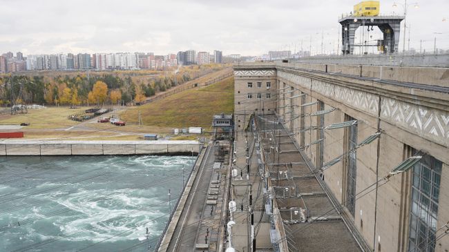 Иркутская гидроэлектростанция