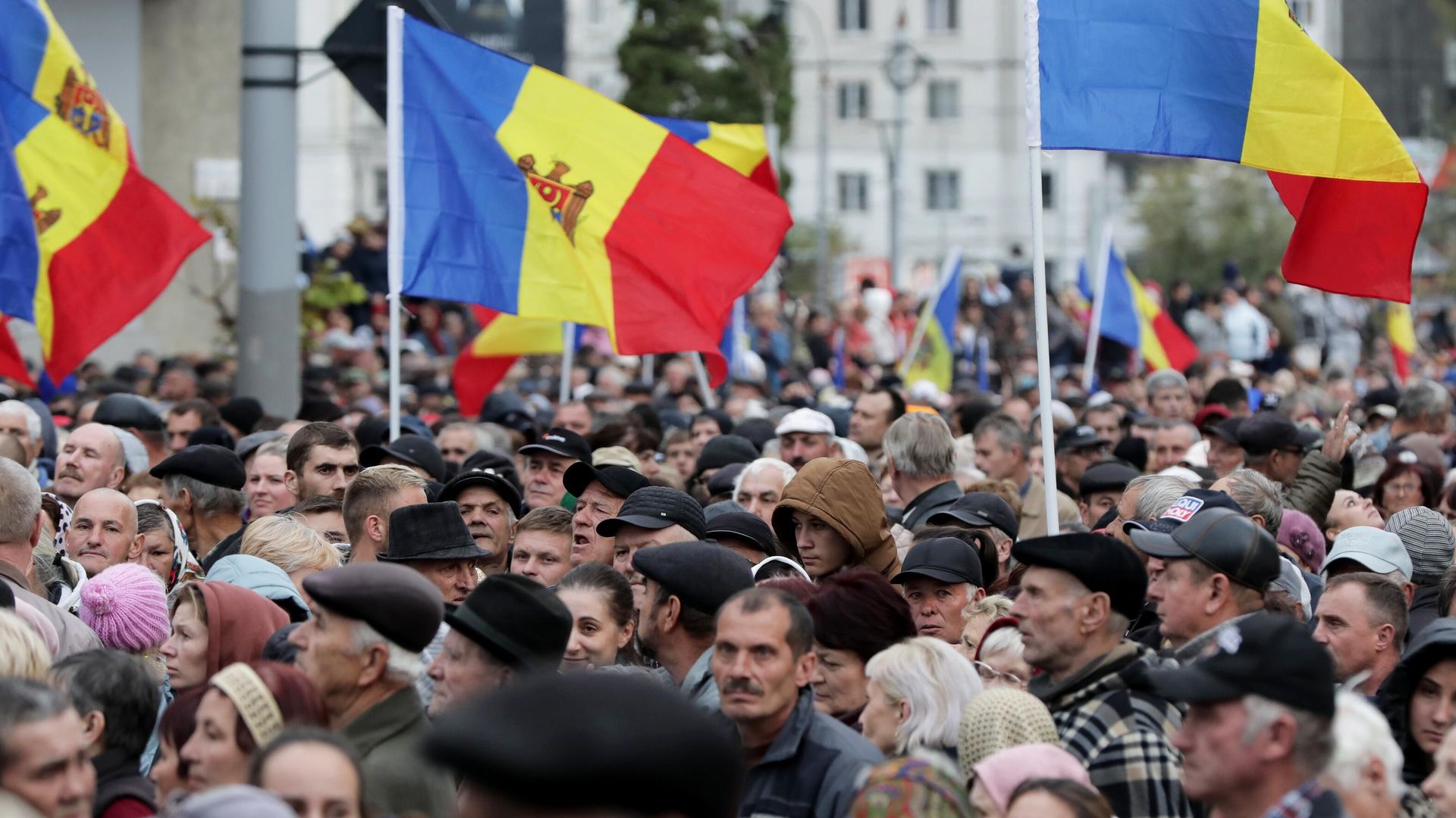 Участники акции протеста оппозиции в Кишиневе Участники акции протеста оппозиции в Кишиневе - РИА Новости, 1920, 22.02.2023