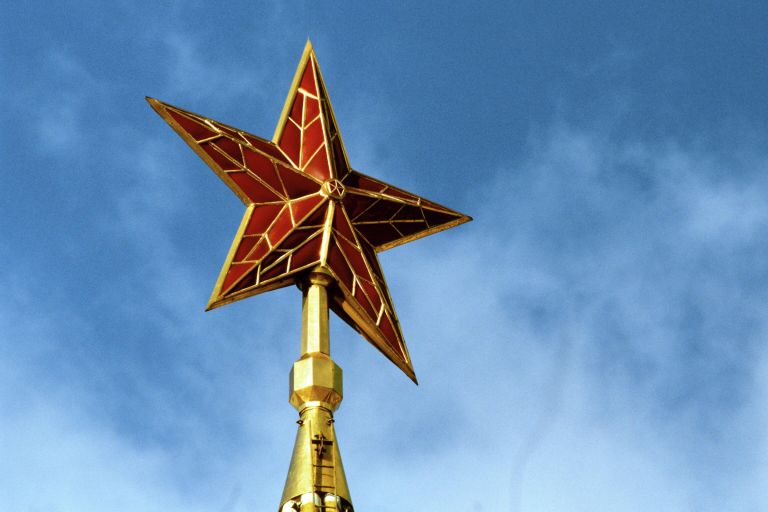 Рубиновая звезда на Спасской башне Московского Кремля Рубиновая звезда на Спасской башне Московского Кремля