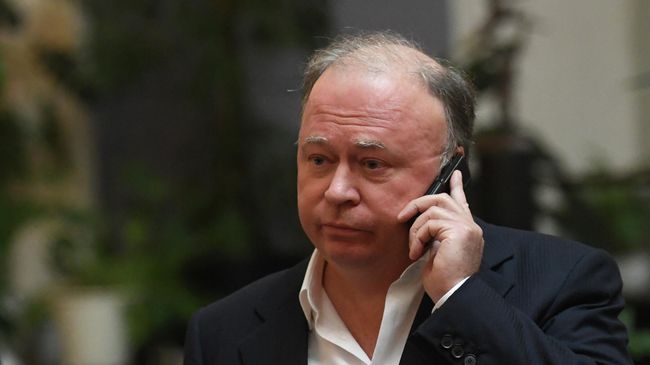 Андрей Караулов