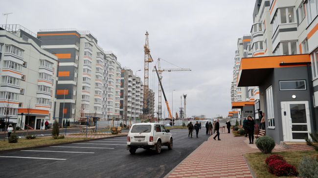 Новые жилые дома в районе Черемушки города Мариуполя