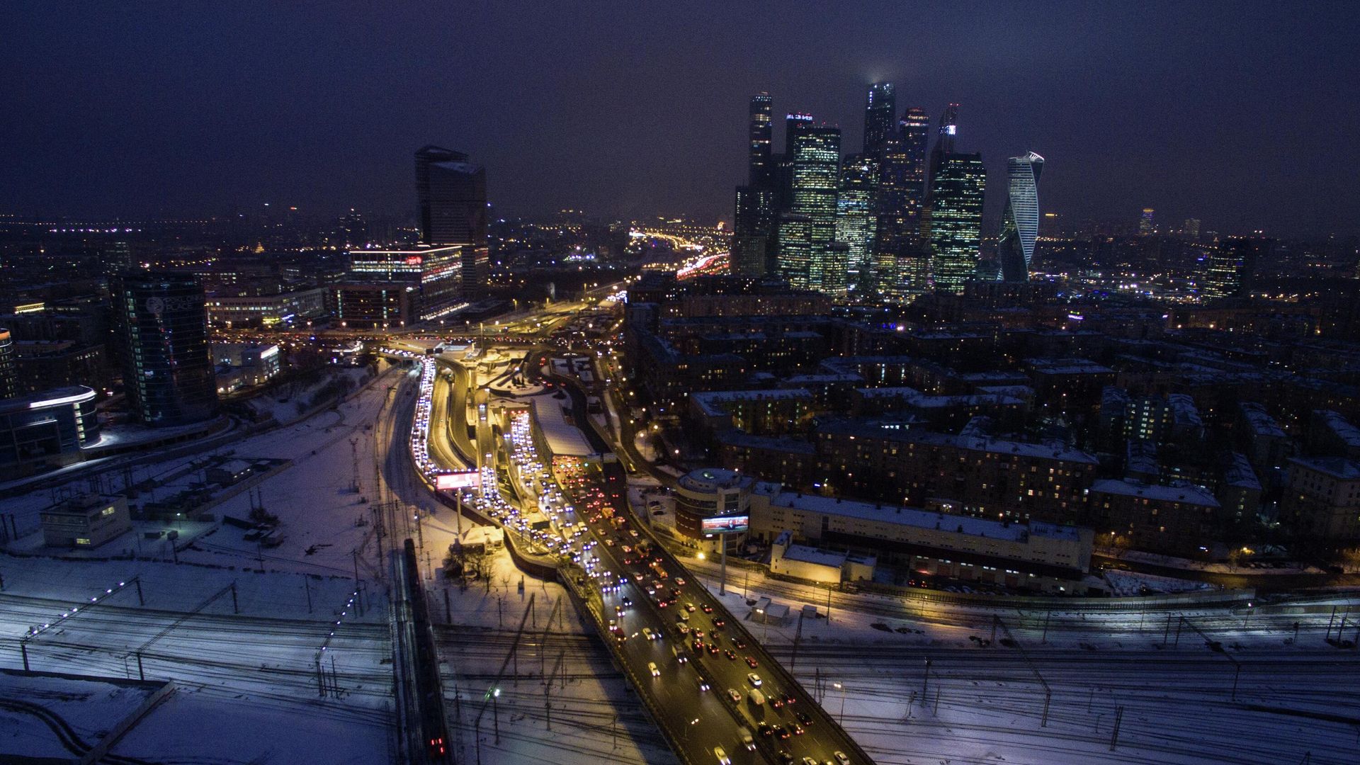 Третье транспортное кольцо, Московская кольцевая железная дорога и небоскребы Москва-сити Третье транспортное кольцо, Московская кольцевая железная дорога и небоскребы Москва-сити - РИА Новости, 1920, 25.01.2024