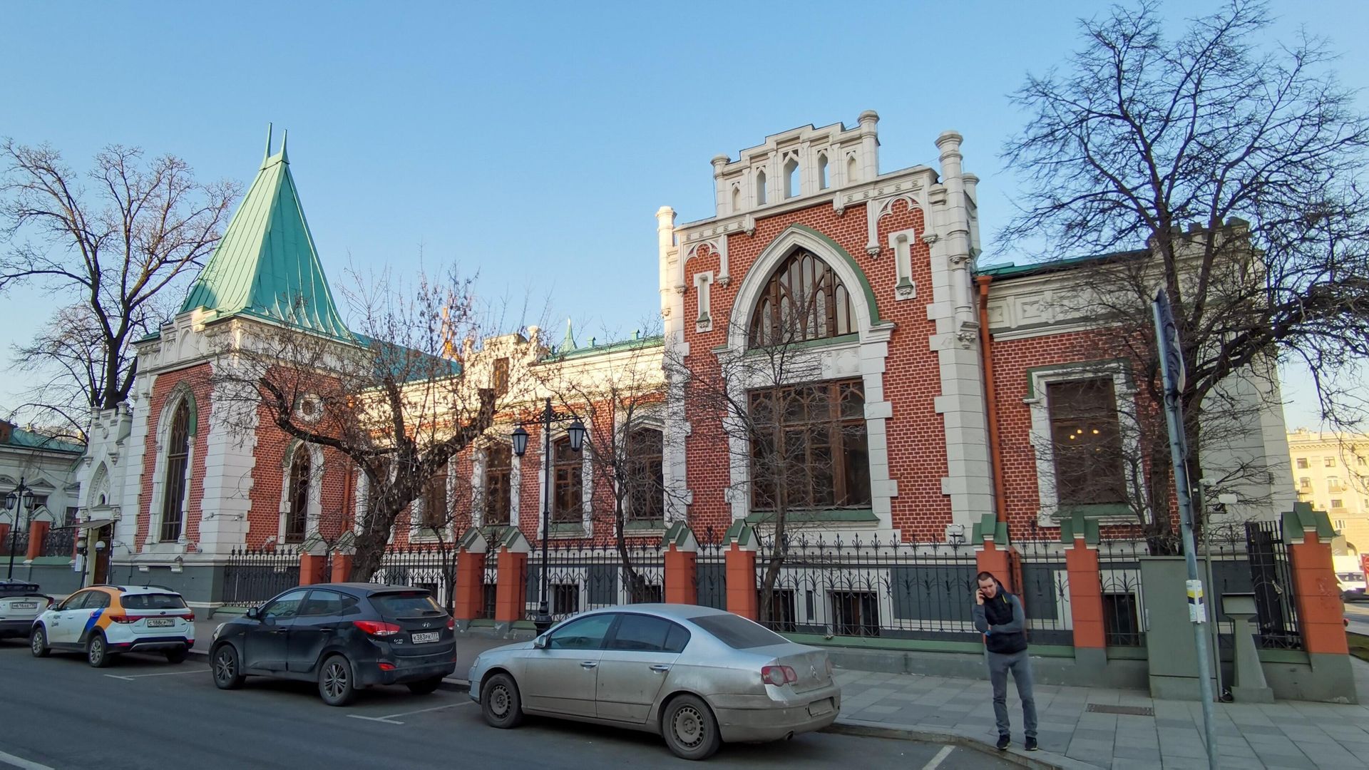 Здание Государственного центрального театрального музея имени Бахрушина Здание Государственного центрального театрального музея имени Бахрушина - РИА Новости, 1920, 08.12.2025