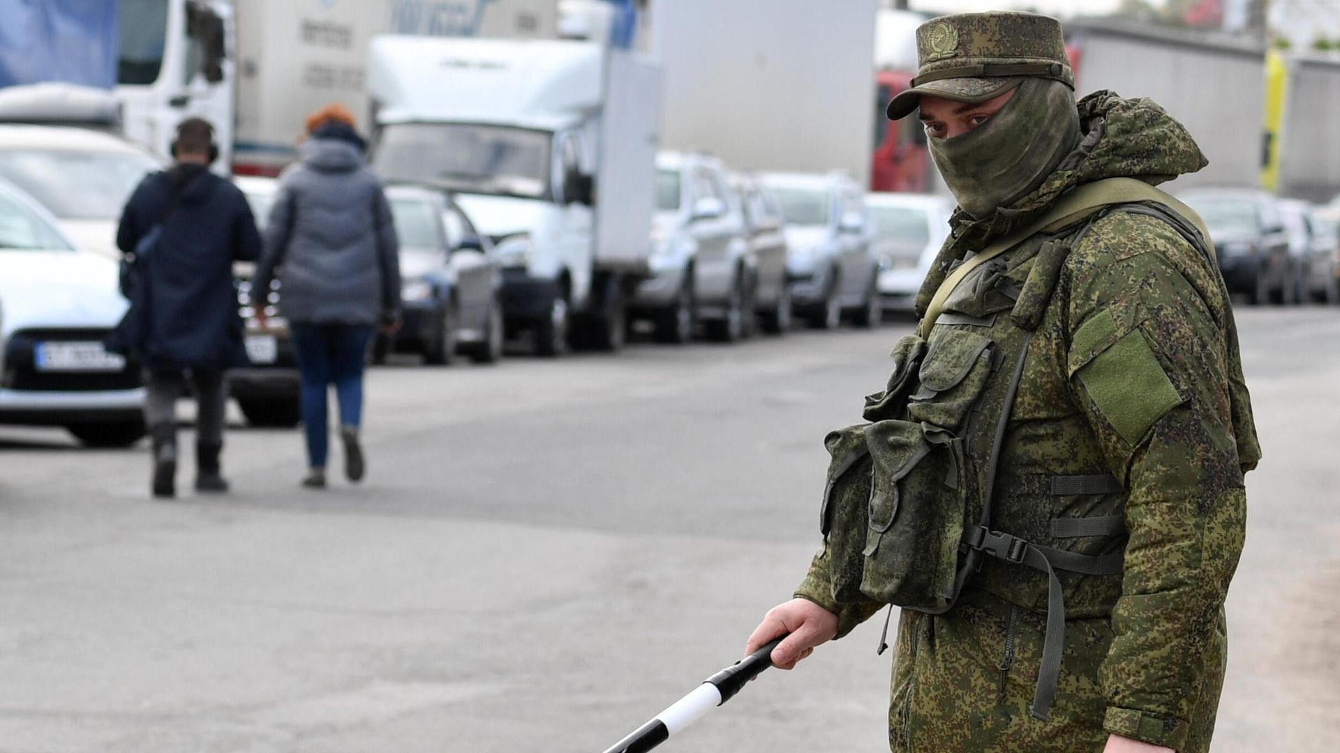 Сотрудник военной полиции в Херсоне Сотрудник военной полиции в Херсоне - РИА Новости, 1920, 10.11.2022
