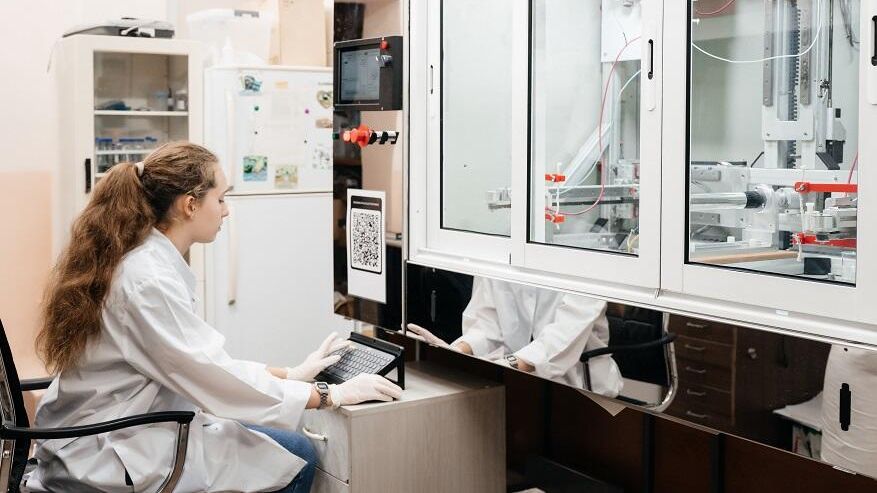 Установка для создания искусственных сосудов в Томском политехническом университете Установка для создания искусственных сосудов в Томском политехническом университете - РИА Новости, 1920, 11.11.2022