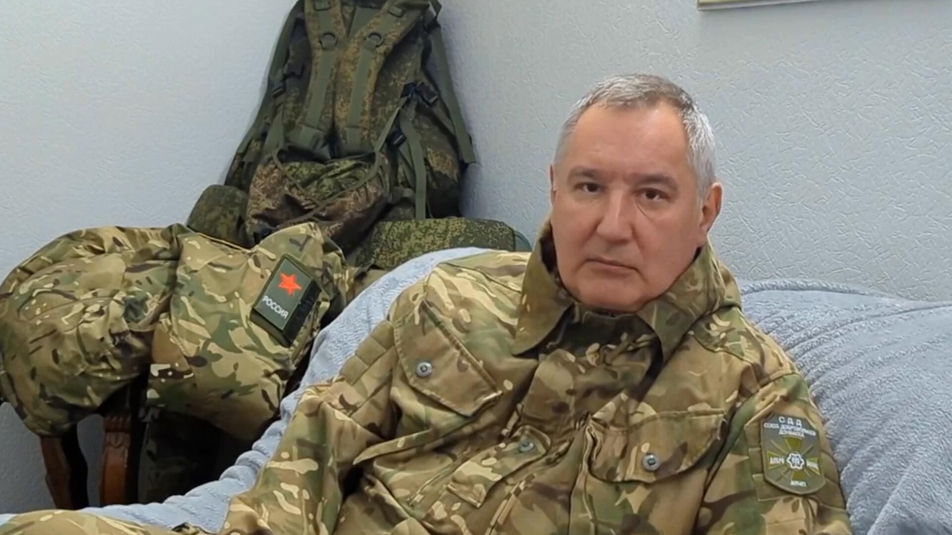 Здесь все решается для нас. Рогозин призвал добровольцев участвовать в СВО Здесь все решается для нас. Рогозин призвал добровольцев участвовать в СВО - РИА Новости, 1920, 13.11.2022