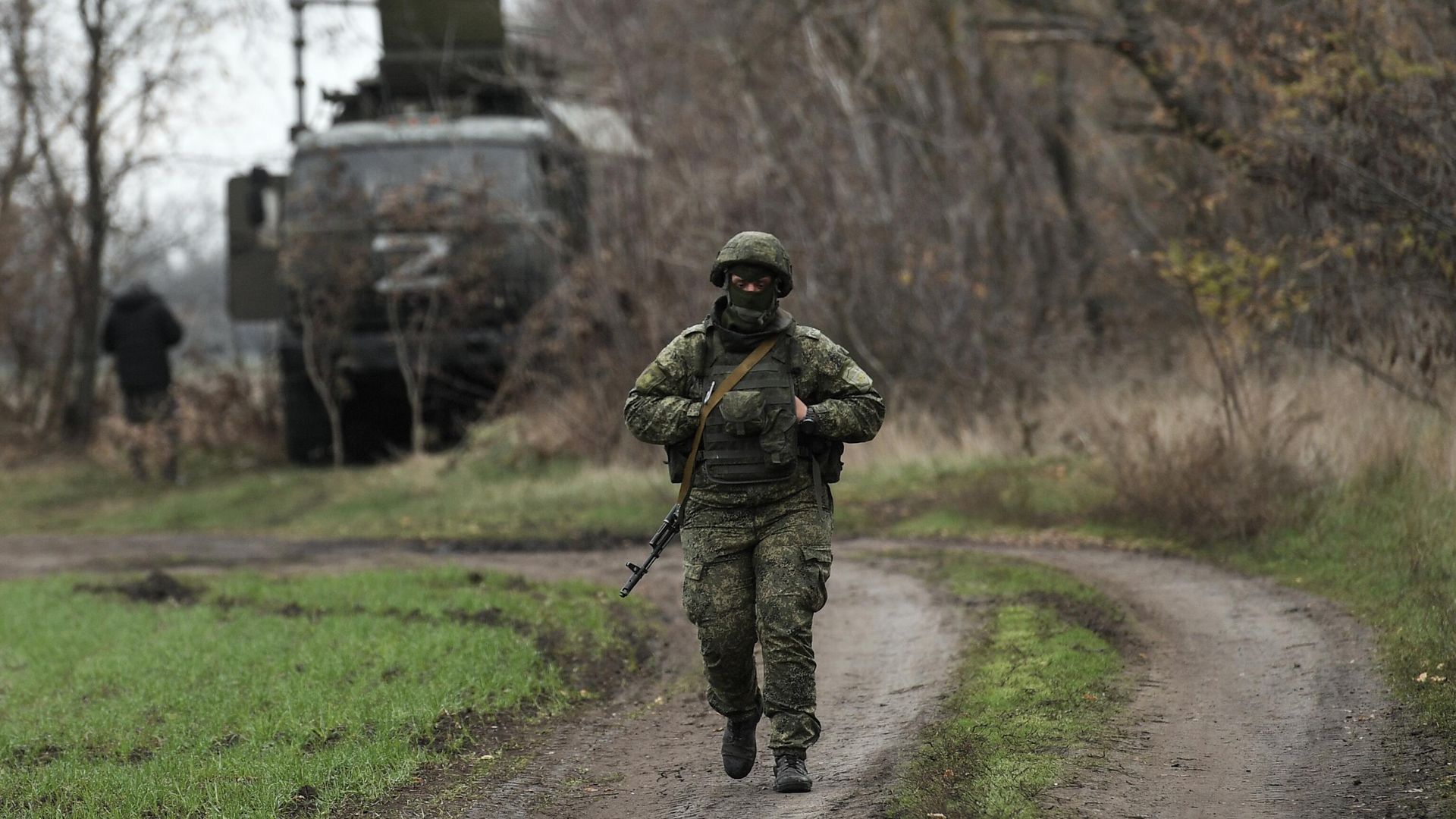 Военнослужащие подразделений радиоэлектронной борьбы в зоне проведения спецоперации Военнослужащие подразделений радиоэлектронной борьбы в зоне проведения спецоперации - РИА Новости, 1920, 23.11.2024