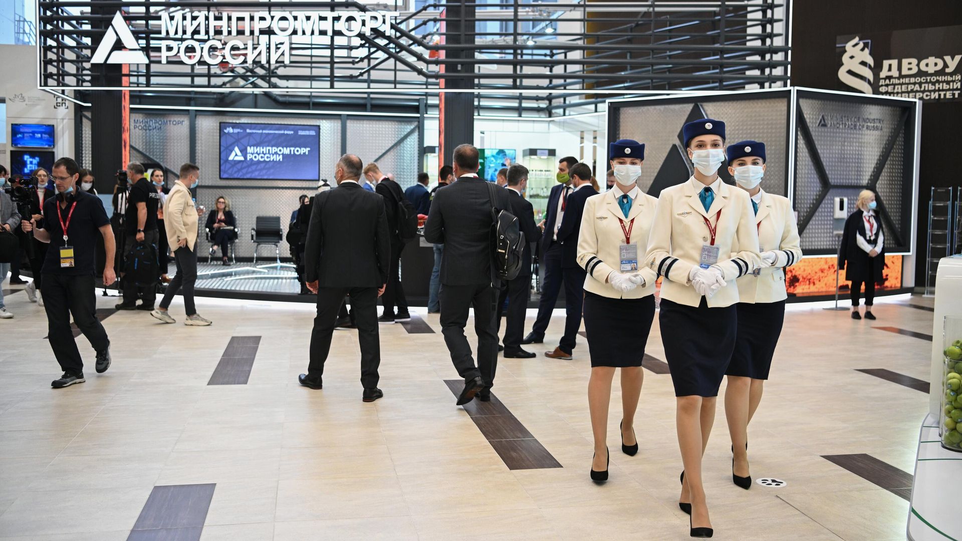 Стенд Министерства промышленности и торговли РФ Стенд Министерства промышленности и торговли РФ - РИА Новости, 1920, 12.07.2023